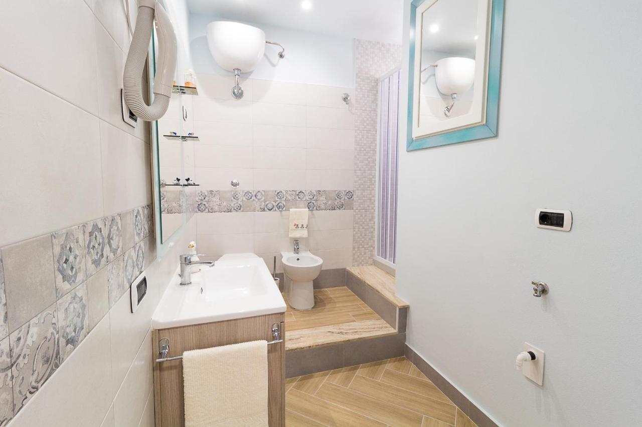 Casa Nel Cortile Apartment เชฟาลู ภายนอก รูปภาพ